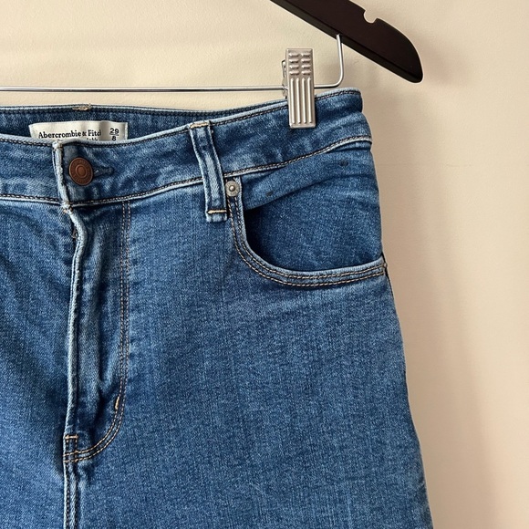 Abercrombie & Fitch Curve Love Super Skinny Ankle High Rise Jeans Size 29/8 - Picture 2 of 9